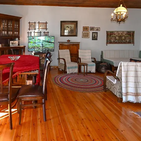 The View House Pelion Holiday home *